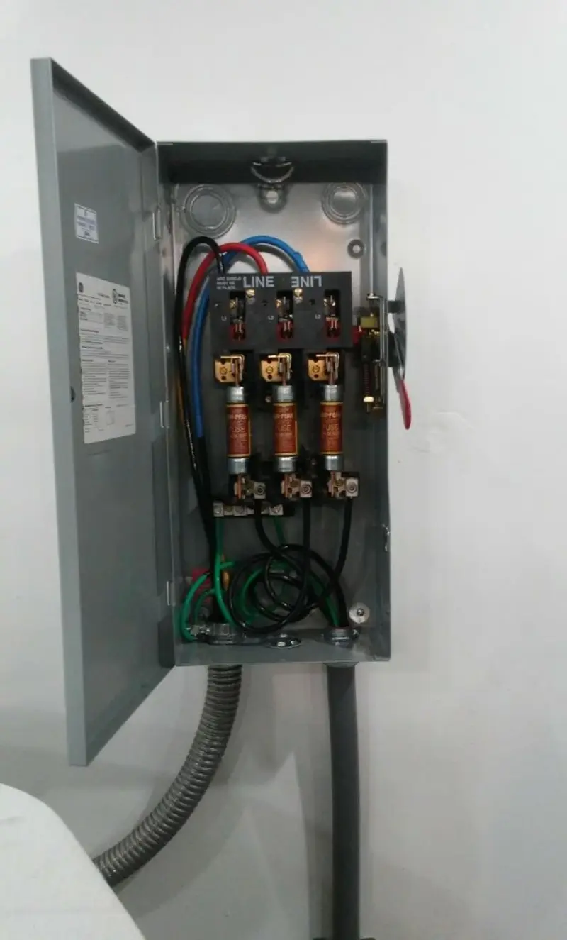 Three-phase disconnect switch installed for Electrical Wiring & Rewiring in Oakley